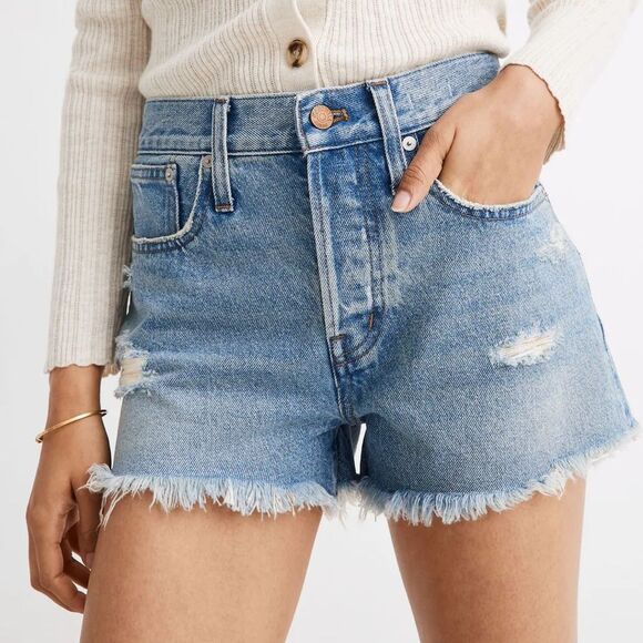 Madewell Relaxed Denim Shorts in Foxglen Wash Distressed Jean Cutoffs Size 24 - Picture 1 of 13